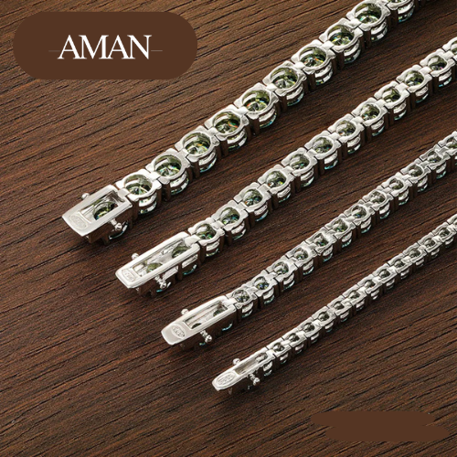 Luxury VVS Grade Emerald Green Moissanite Tennis Bracelet | Radiance Collection